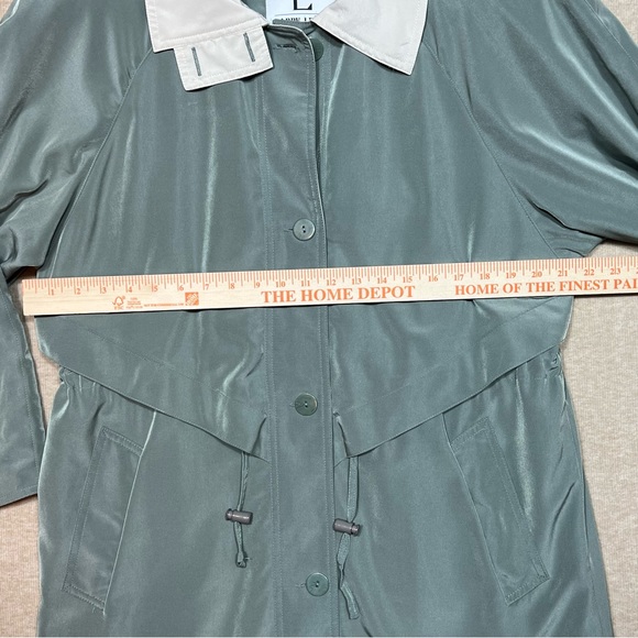 Sold - Picture 6 of 8